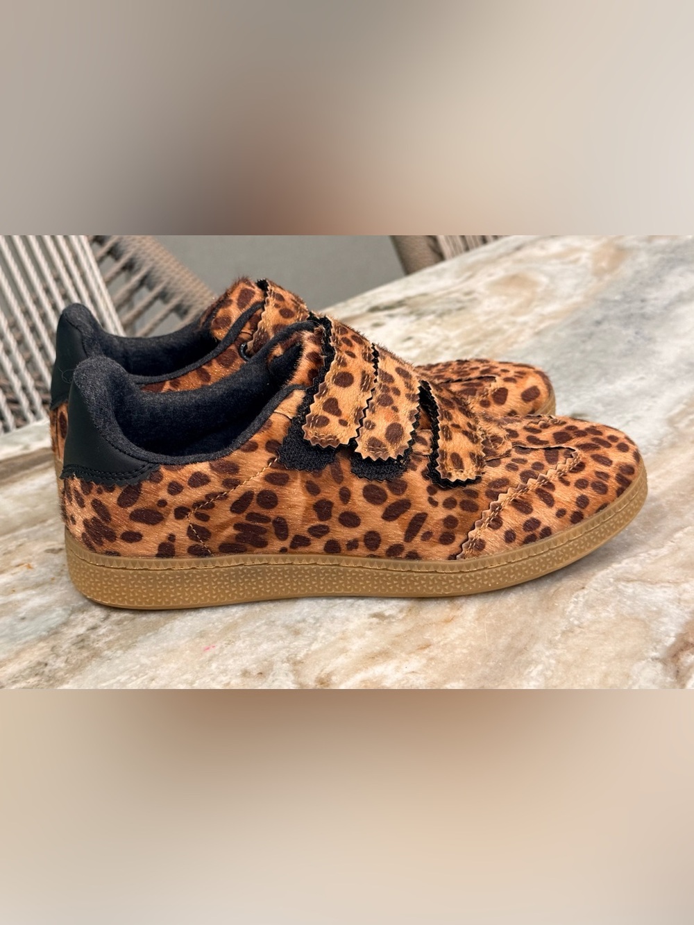 Women’s CAMILA COELHO Bastion leopard print vegan hair sneakers- Size 6 - Picture 2 of 8